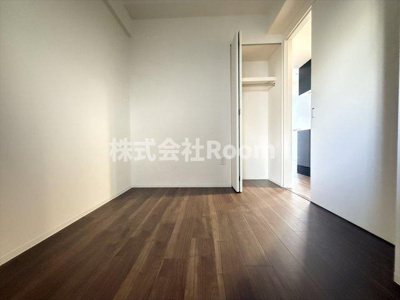 【洋室】 | セレニテフラン谷町四丁目アリエ | 個人の部屋や寝室として使える洋室です