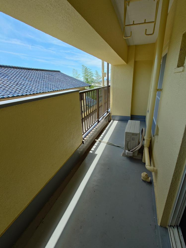 長峰ビルのバルコニー