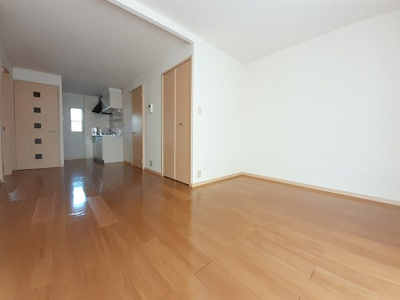 【居間・リビング】 | ビューハイツ横尾 | 使いやすいリビングです