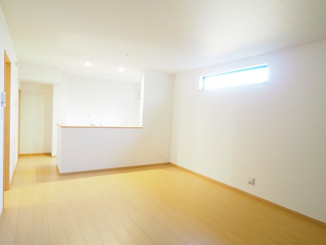 【居間・リビング】 | ハートフルタウン　野田町七丁目　B号棟 | ★内覧予約で新米2kg★