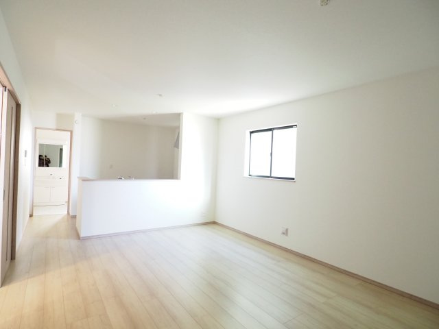 【居間・リビング】 | ハートフルタウン　野田町七丁目　A号棟 | ★内覧予約で新米2kg★