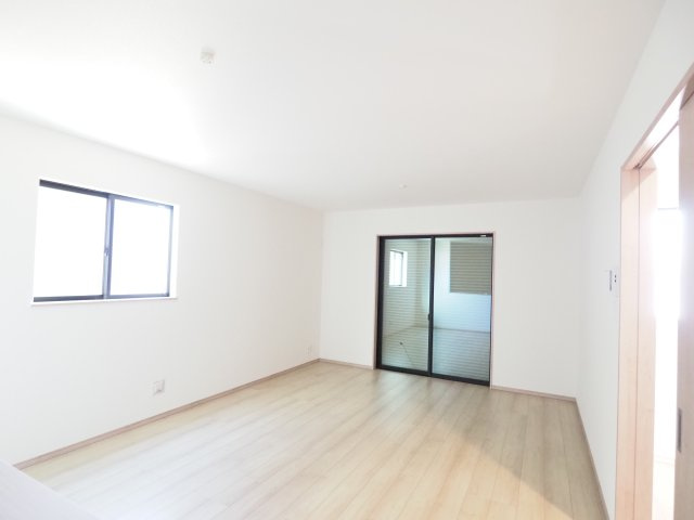 【居間・リビング】 | ハートフルタウン　野田町七丁目　A号棟 | ★内覧予約で新米2kg★