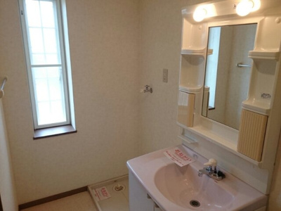 【洗面所】 | アンソレイエ　Ｉ・Ｋ | コンパクトで使いやすい洗面所