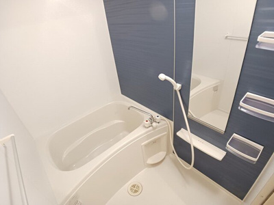 【浴室】 | メゾン・カルムⅠ | コンパクトで使いやすいお風呂です