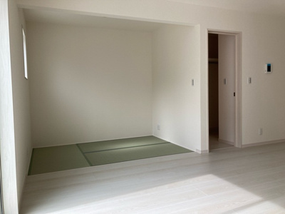 【和室】 | リーブルガーデン天理市田井庄町第４ | タタミコーナー