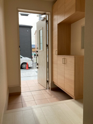 【玄関】 | リーブルガーデン天理市田井庄町第４ | 玄関