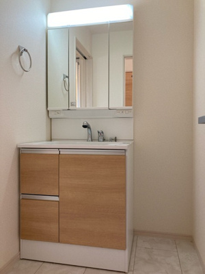 【洗面所】 | リーブルガーデン天理市田井庄町第４ | 洗面
