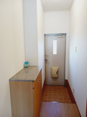 【玄関】 | メゾネット・アンジュ弐番館 | 毎日通る玄関はこちらです