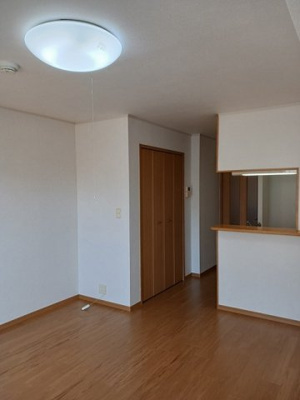 【内装】 | メゾネット・アンジュ弐番館 | 中はこのようになっています