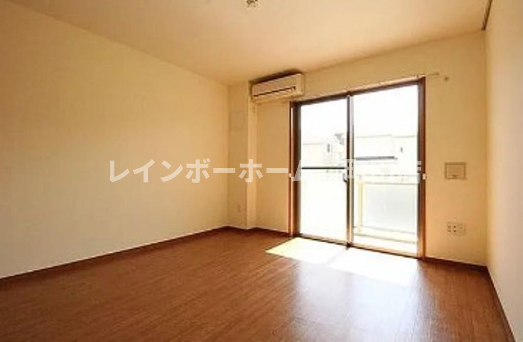 マンションホワイトホース※初期費用分割あと払いサービス利用可能物件の居間・リビング