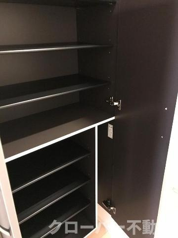 アルチチュード２３の玄関|玄関収納