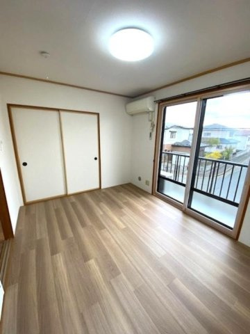 メゾンルミエールの洋室