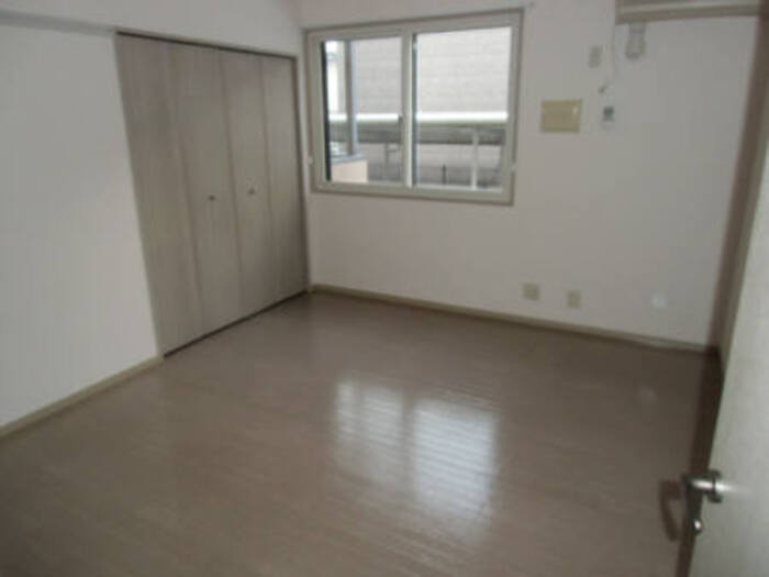 ブルースカイ　Aの居間・リビング