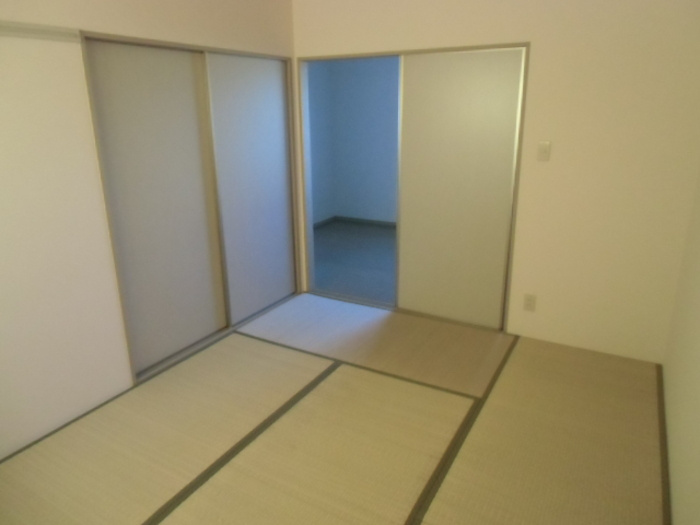 ブルースカイ　Aの内装