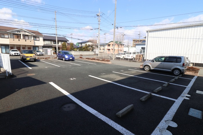 RiverVillageの駐車場