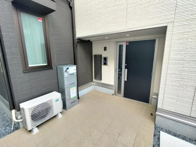 【エントランス】 | フォンテーヌA | オートロックのエントランスです！