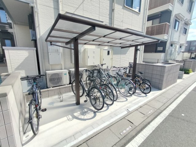 【その他共用部分】 | フォンテーヌA | 駐輪場です！
