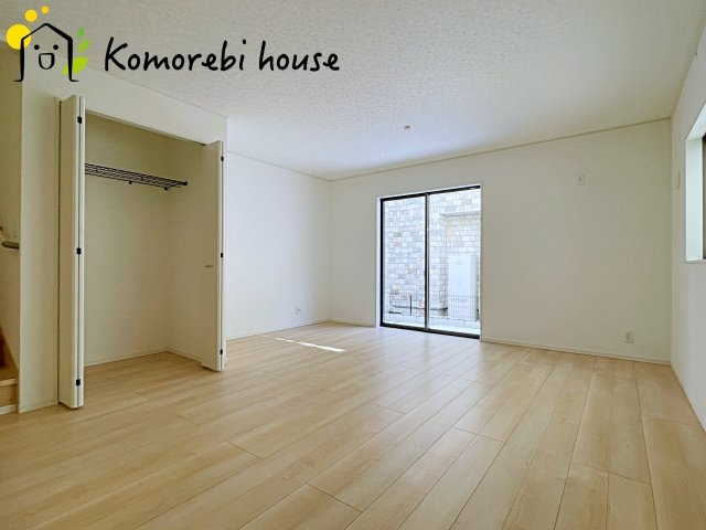 伊奈町中央　第3　クレイドルガーデン　02の居間・リビング|26.2.9撮影済み