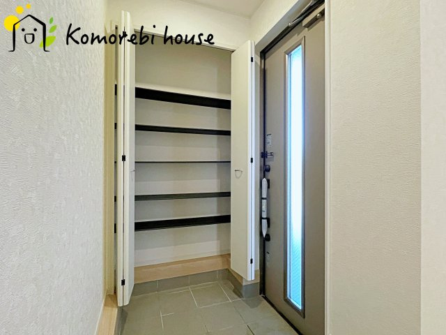 伊奈町中央　第3　クレイドルガーデン　02の収納|26.2.9撮影済み