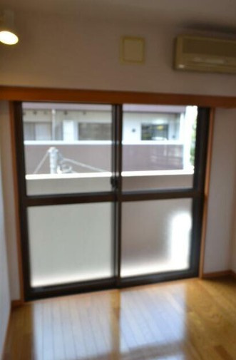 トーシンフェニックス上北沢ツインコートの居間・リビング