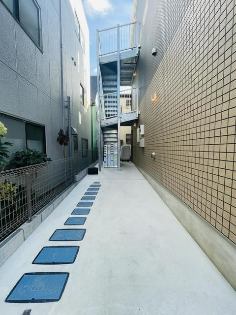 モンド・リコ板橋本町のエントランス