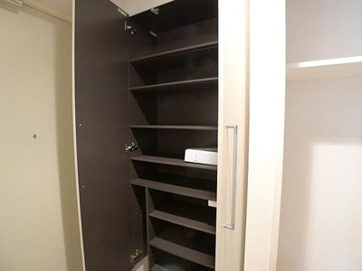 【玄関】 | フレア・F | 同建物別部屋参考写真