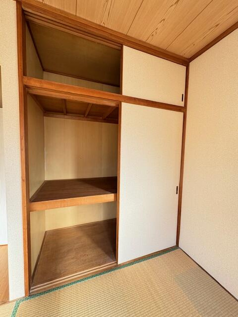 ウィーンハイツB棟の収納