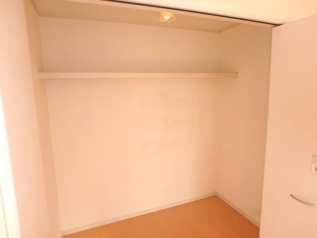 【収納】 | 中古　暁町