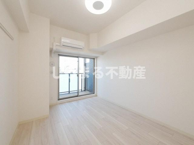 スプランディッド難波WESTの居間・リビング