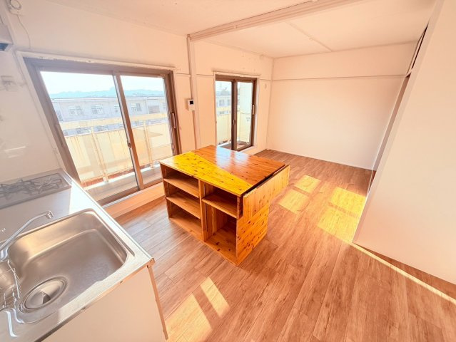 名谷団地12号棟の内装