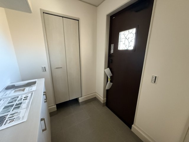 二丈吉井　新築戸建の玄関