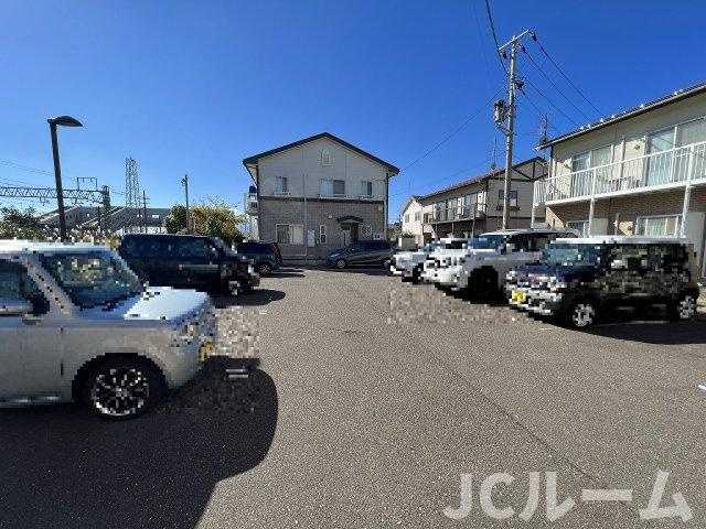 タウンコートくろい駅東 Ⅲの駐車場