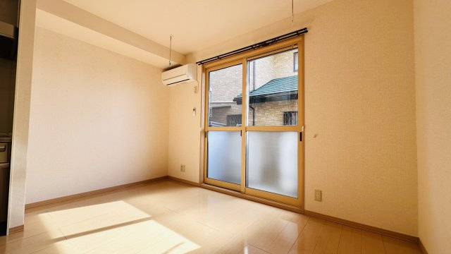 アドバンス 南町　Ｂの居間・リビング