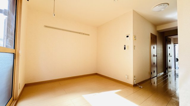 アドバンス 南町　Ｂの居間・リビング