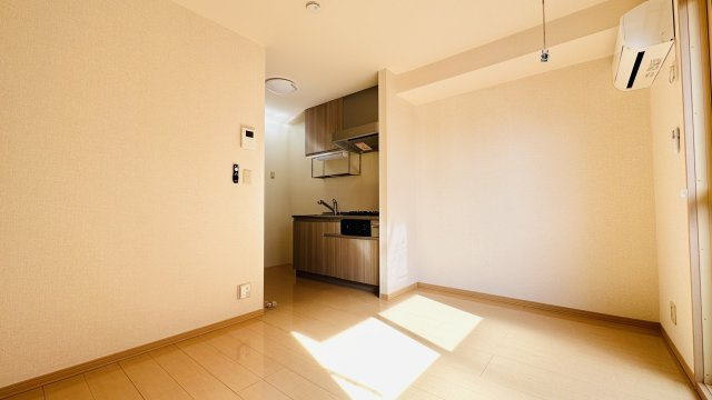 アドバンス 南町　Ｂの居間・リビング