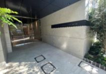 S-RESIDENCE川口Luchiaの玄関