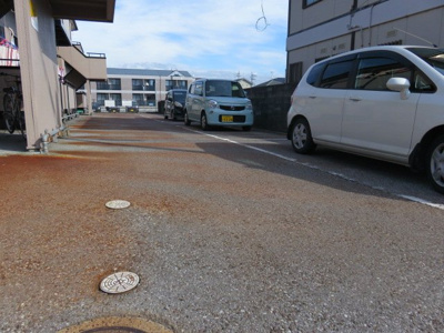 【駐車場】 | ローズコート