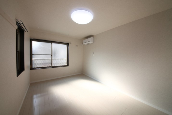 クリスタル青井Ⅰの居間・リビング