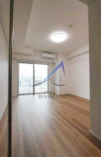 レアライズ両国の内装