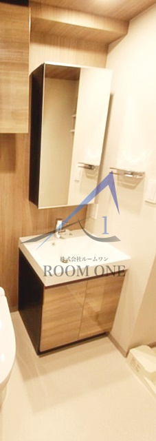 レアライズ両国の洗面所|洗面台です。