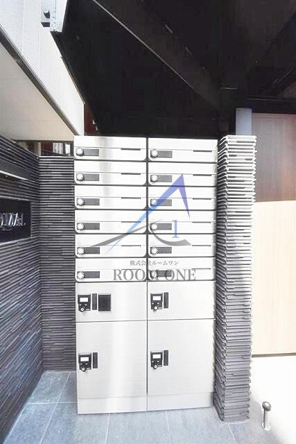 グランクオール潮見のその他共用部分|集合ポストと宅配ボックスです。