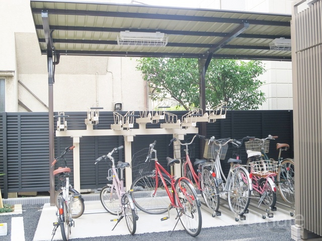 コンシェリア王子飛鳥山のその他共用部分|こちらが駐輪場です！