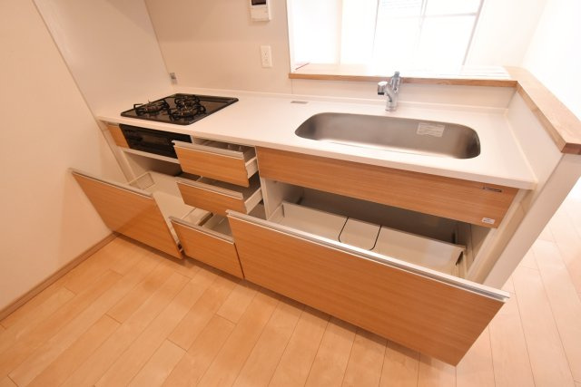 レジェンダリー甲子園浦風町の収納