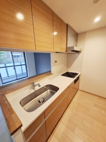 レジェンダリー甲子園浦風町のキッチン