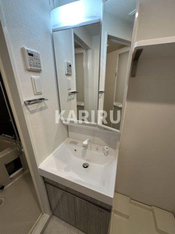 ファーストフィオーレ京橋ノワールの洗面所