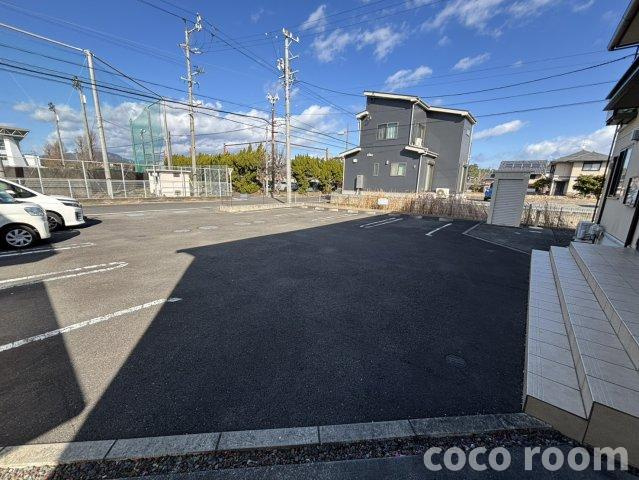 フェリオの駐車場