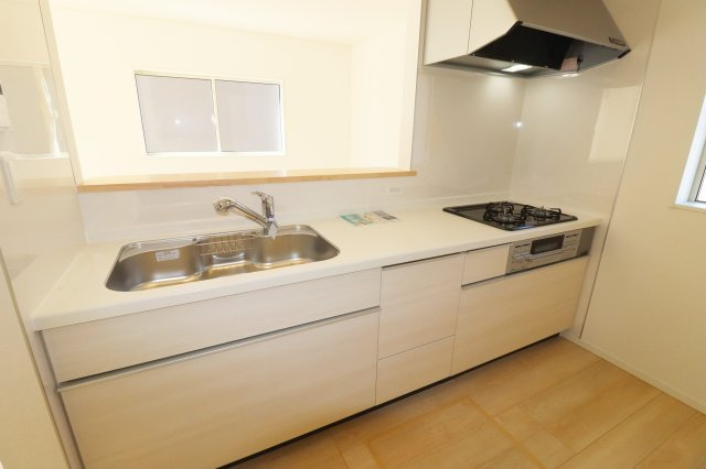 二本松市油井字無地ノ内　　　２号棟　　　油井小学校、安達中学区の居間・リビング|※同社施工例