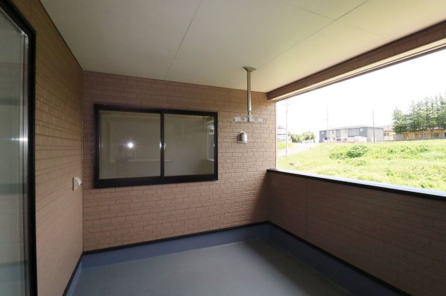 二本松市油井字無地ノ内　　　２号棟　　　油井小学校、安達中学区の洋室|※同社施工例