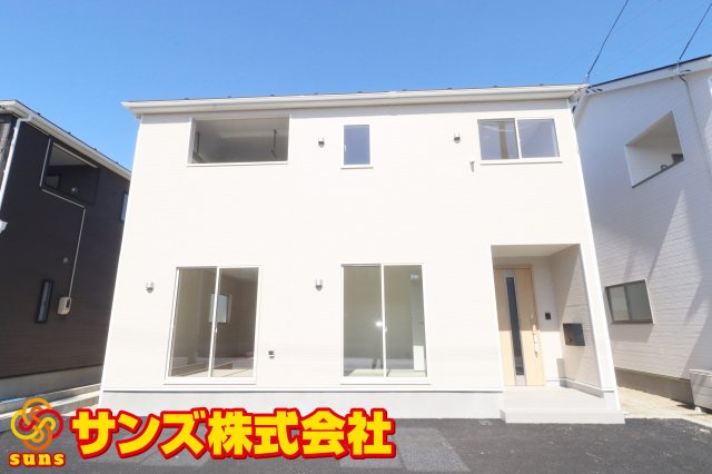 二本松市油井字無地ノ内　　　２号棟　　　油井小学校、安達中学区の外観|南側から見た外観