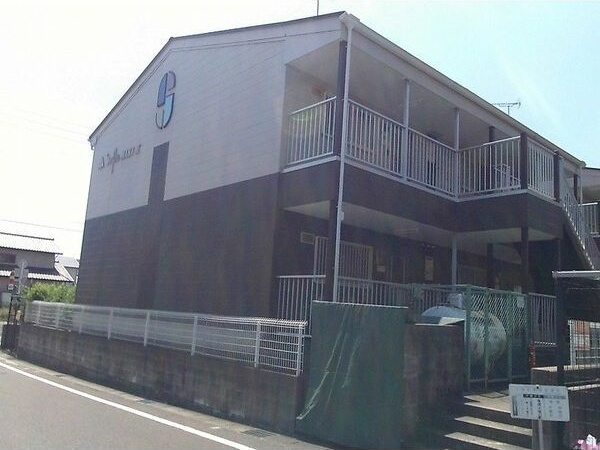 Surplus MAKI Ⅱ　　刈谷市近郊の賃貸はクラスホームのエントランス